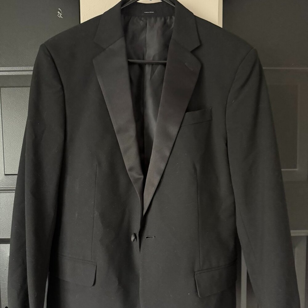 J Ferrar Tuxedo Jacket 40R